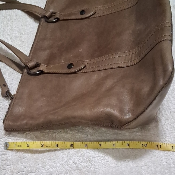 Frye Tan Leather Shoulder Bag - Picture 5 of 13